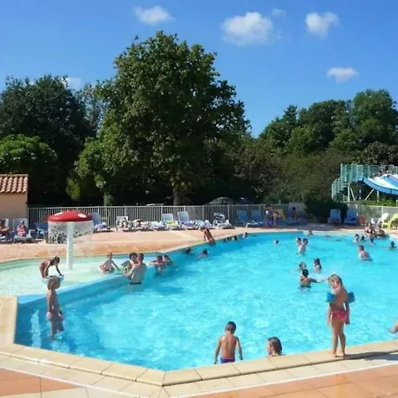 Zecamping 4 Etoiles Familial Pet Friendly Restaurant Et Espace Aquatique 4* Soullans
