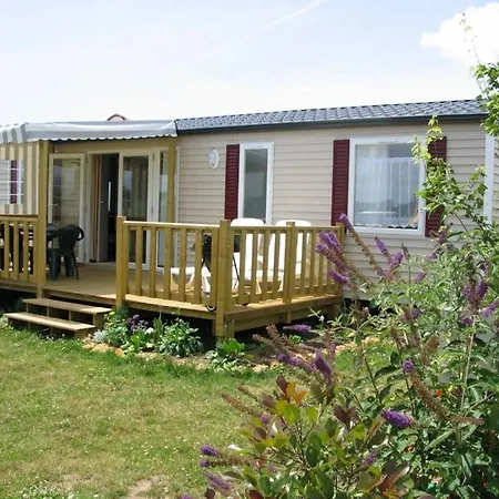 Zecamping 4 Familial Pet Friendly Restaurant Et Espace Aquatique 豪华帐篷 4*