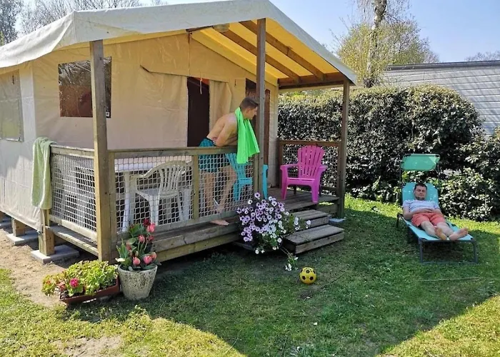 캠프장 4 Etoiles - Parc Aquatique - Efcia0 Soullans